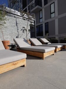 Meridiano 101 Camastros Alberca
